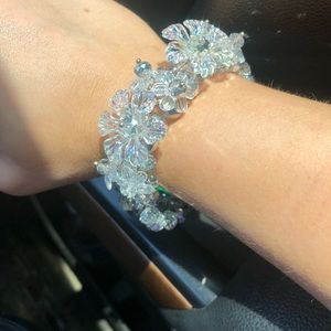 Flower bracelet